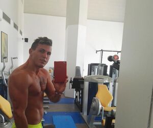 Santi