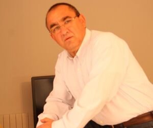SANTOS VILLAIN