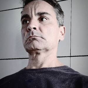 César