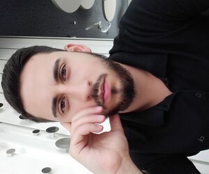 Adrian 25