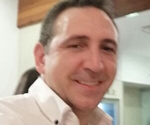 Oscar López