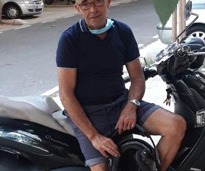 Toni