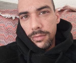 Carlos
