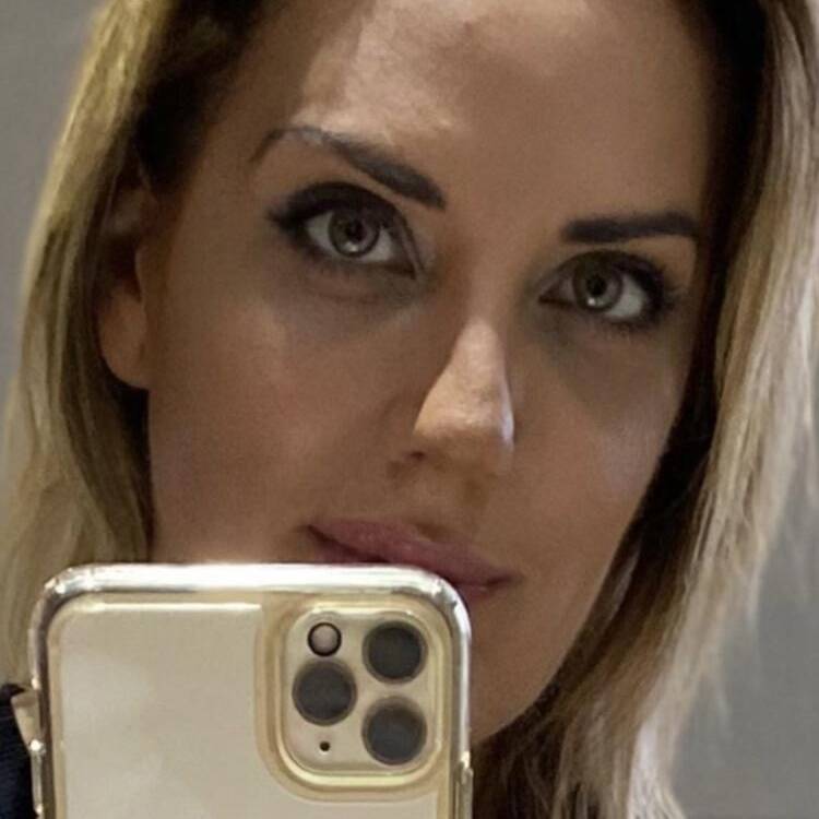 Foto de perfil de AMPARO