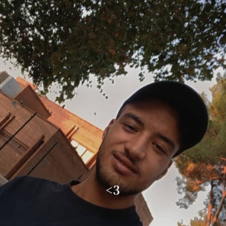 Foto de perfil de Tayeb