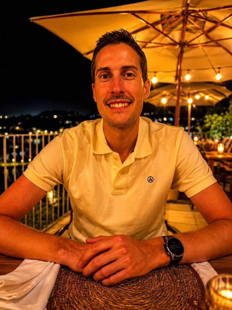 Foto de perfil de Adrián