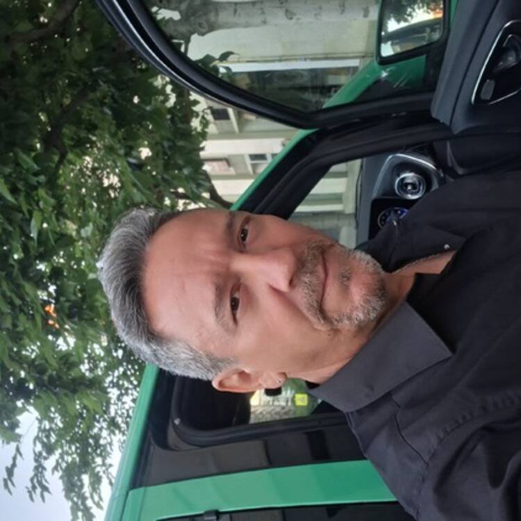 Foto de perfil de César Rey