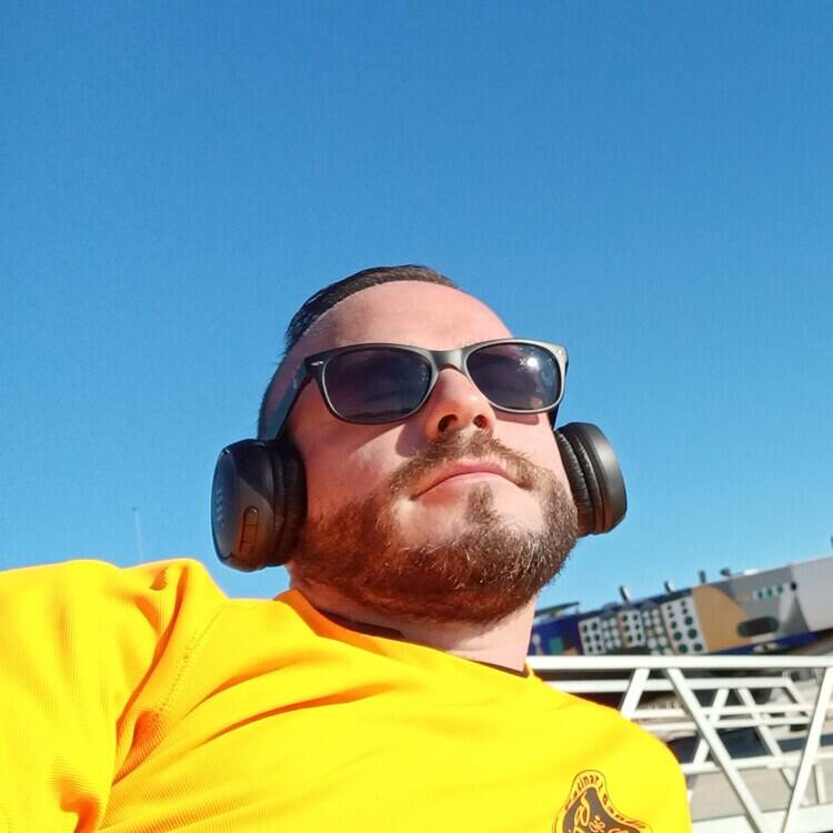 Foto de perfil de Adrián