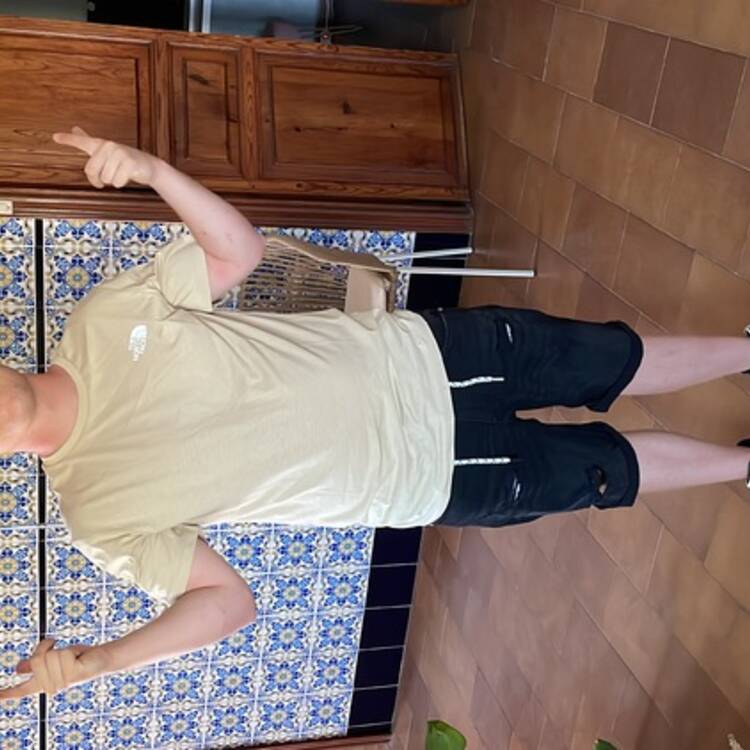 Foto de perfil de Adrian