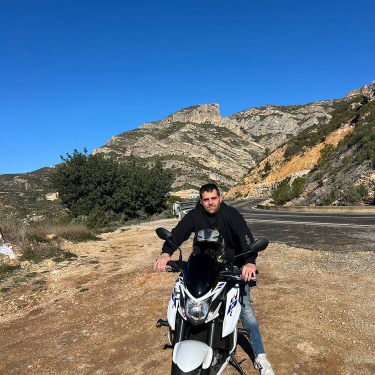 Foto de perfil de adrian