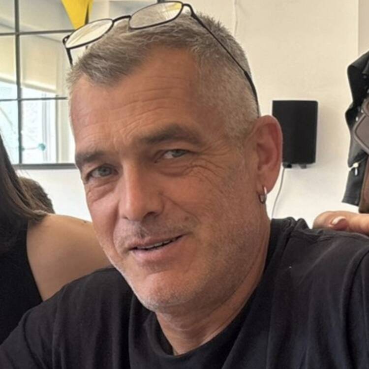 Foto de perfil de Jose Vicente