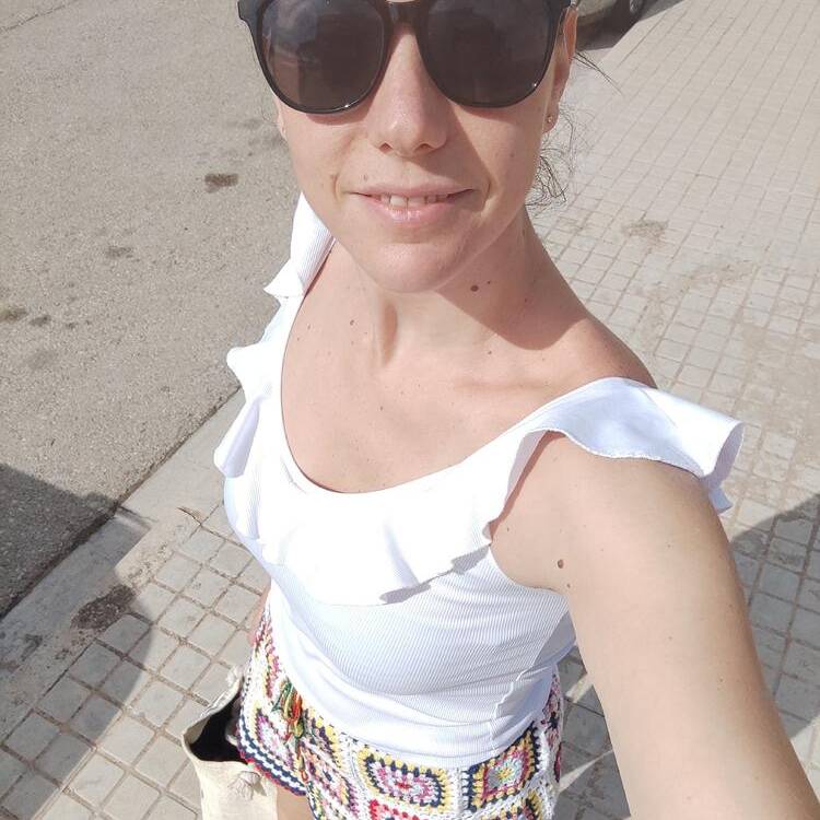 Foto de perfil de MARIA DEL CARMEN