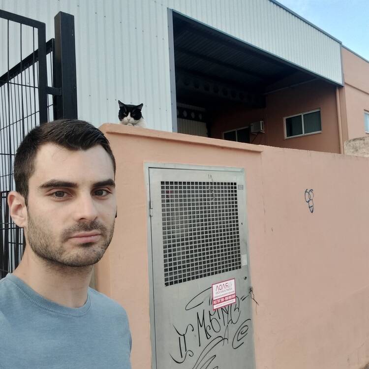 Foto de perfil de Adrián
