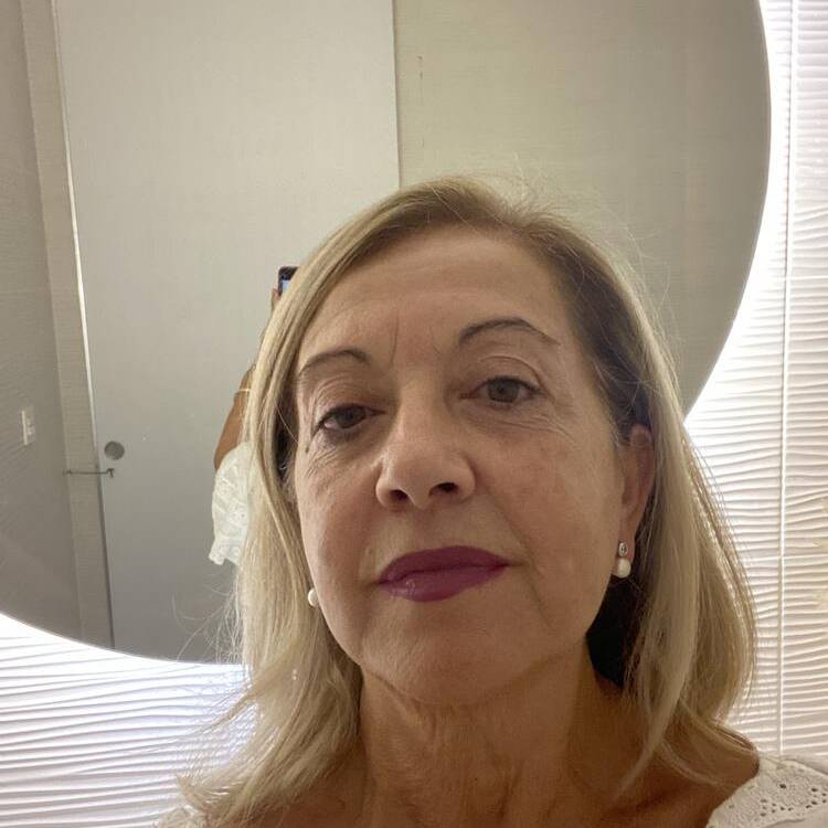 Foto de perfil de Amparo