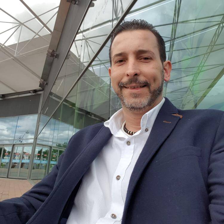Foto de perfil de Raul Perez