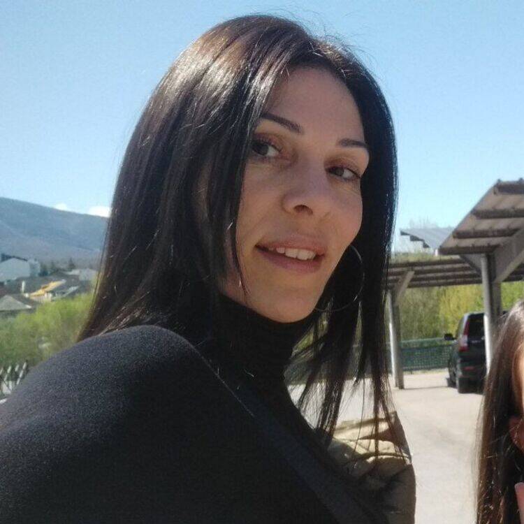 Foto de perfil de Ver?nica