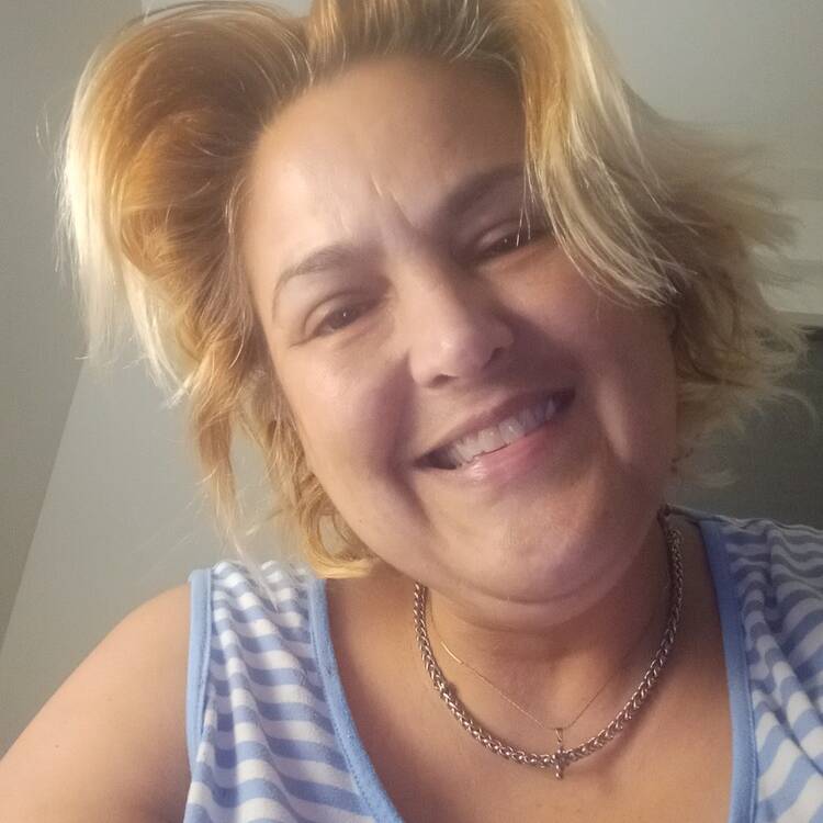 Foto de perfil de Luisa Elena