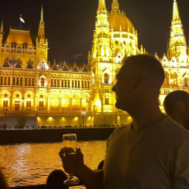 Foto de perfil de C