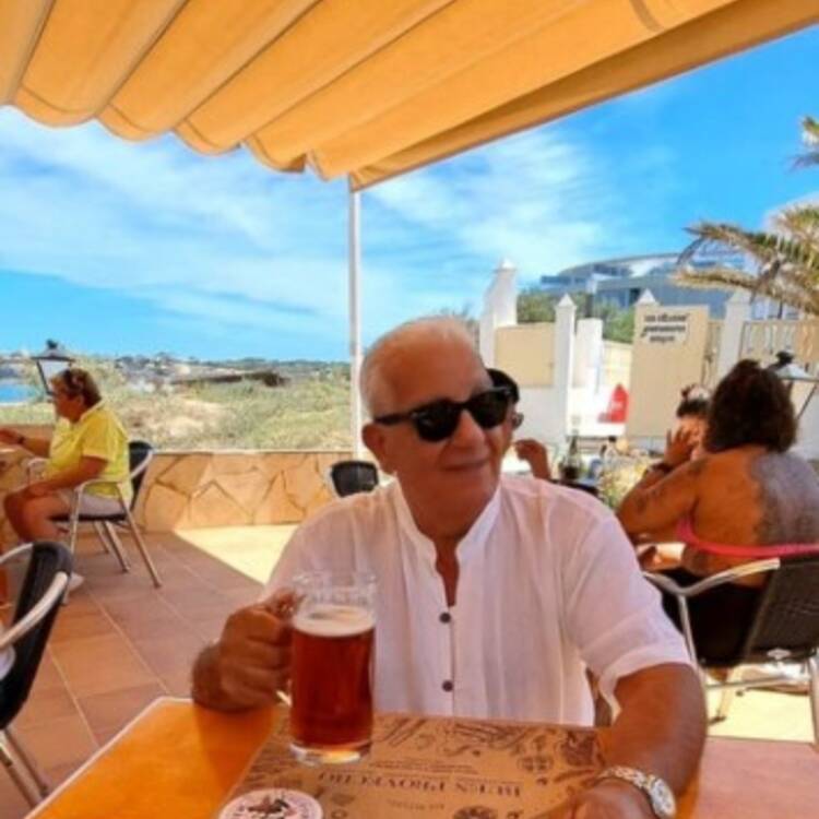 Foto de perfil de Hugo