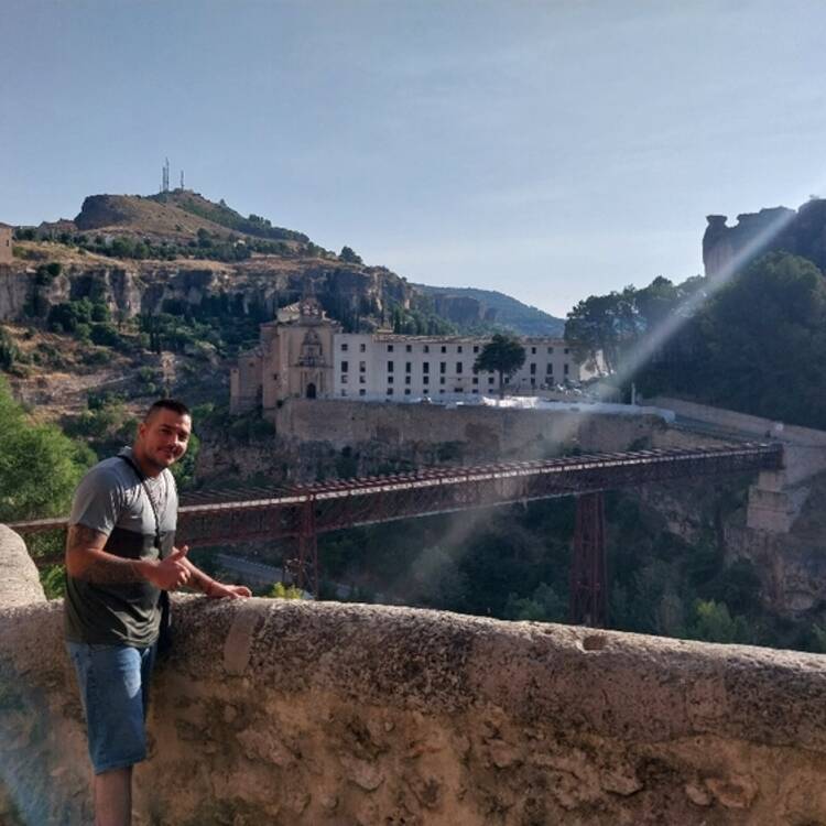Foto de perfil de Adrian