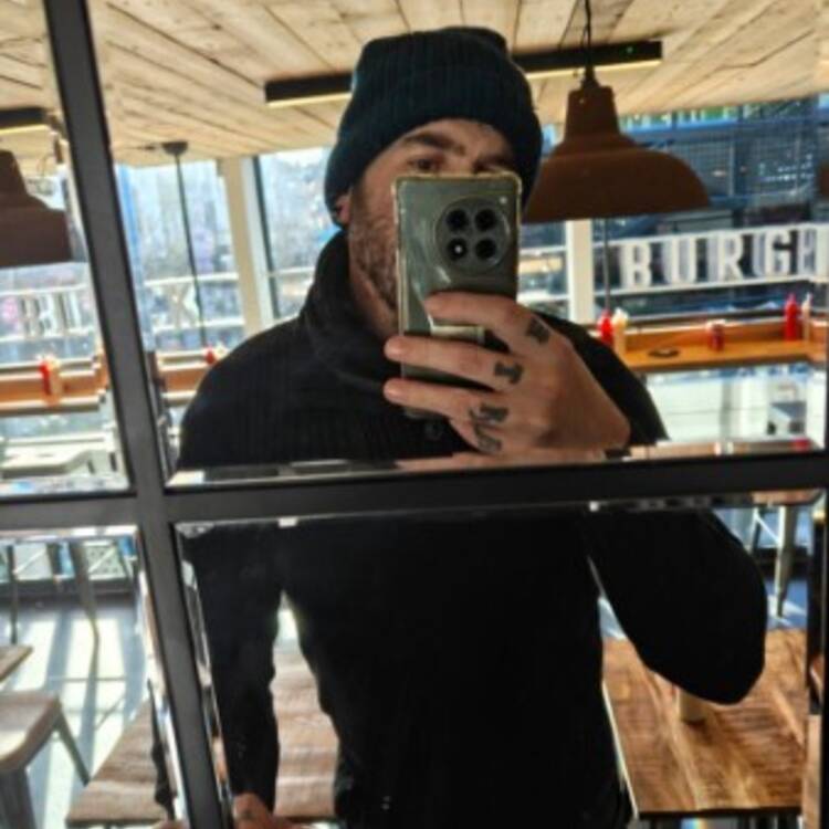Foto de perfil de VICTOR