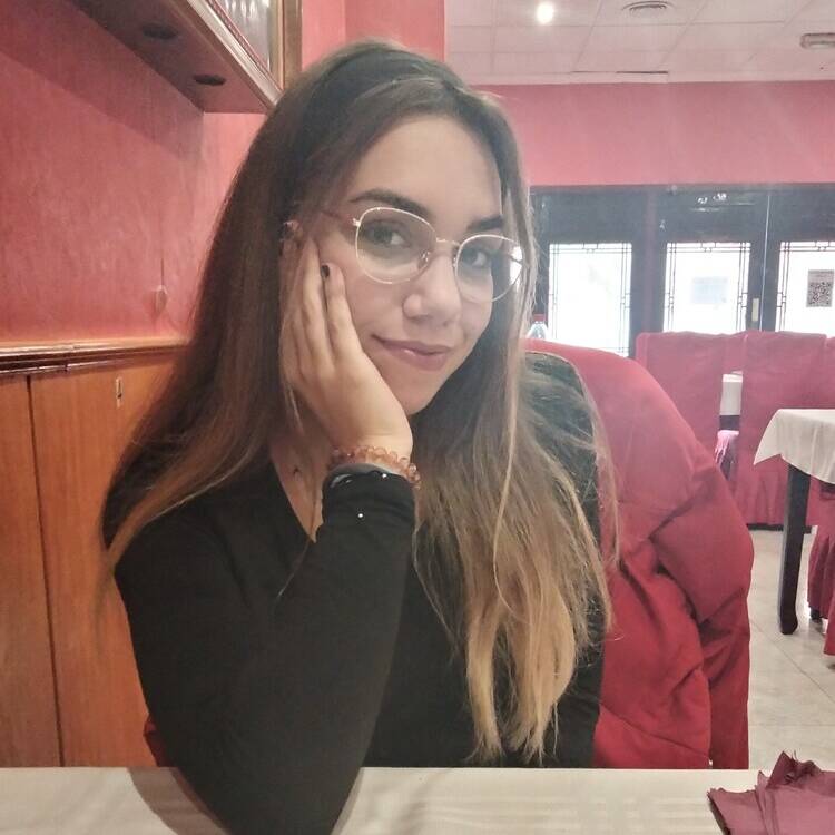 Foto de perfil de LAURA